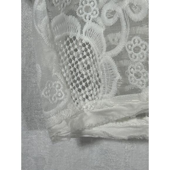 White Lace Crop Top Medium Roll Tab Sleeve - Picture 2 of 12
